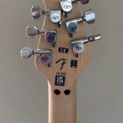 EVH Wolfgang 2021 - White/Ivory image 4