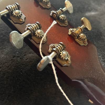 Gibson Jumbo 1934 (first year) - Burst image 11