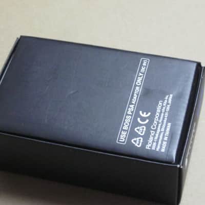 less than light average wear Boss EMPTY BOX for GE-7 Equalizer (NO pedal / NO paperwork) specifically from 2017 -  but can be a home for other year GE7 pedal) outside of box is black with blue, light green, & white graphic image 9