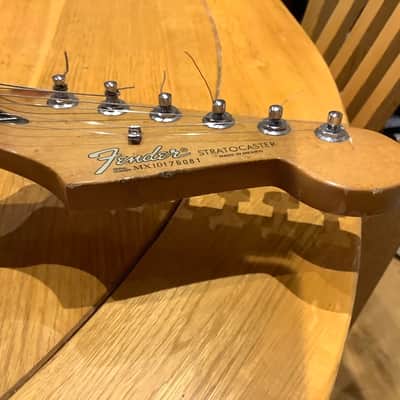 Fender Deluxe Lone Star Stratocaster 2010 - sanded back and Relic finish, with upgrades image 10