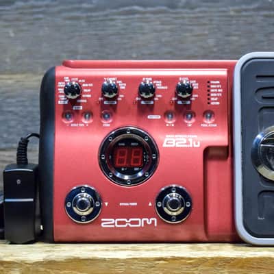 Zoom B2.1u Bass Effects Pedal w/Assignable Expression Pedal Bass Multi-Effects image 9