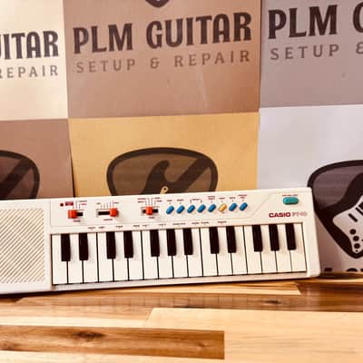 Casio PT-10 29-Key Mini Synthesizer 1980s - White image 1