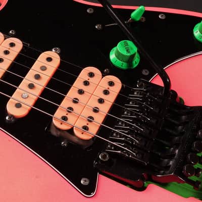 Ibanez JEM777-SK Shocking Pink 1987 – First Year, FujiGen Japan, Steve Vai Signature, Original Edge Tremolo image 4