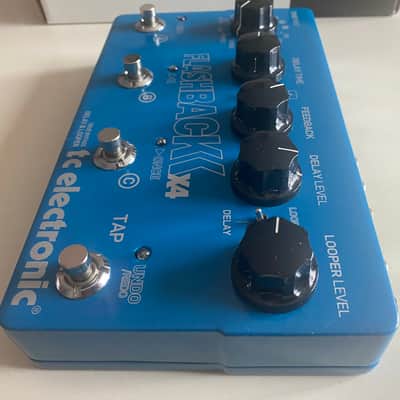 TC Electronic Flashback X4 Delay & Looper 2011 - 2019 - Blue image 3