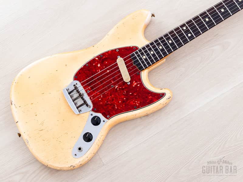 1966 Fender Musicmaster Offset Vintage Guitar Olympic White, Slab Brazilian Board w/ Case image 1