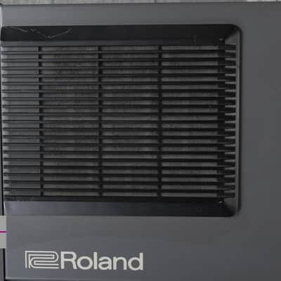 Roland Juno-106S Programmable Polyphonic Synthesizer in Good Condition image 9