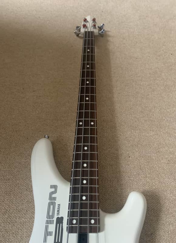 Yamaha Motion B MB-II White Electric Bass Guitar Taiwan | Reverb
