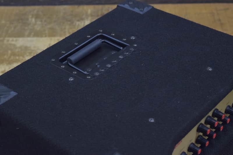 Eden CXC-400 CXC Solo Series 400-Watt 4x10