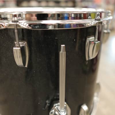 Pre-Owned Ludwig Classic Maple "El Camino" 3-Piece Shell Pack 12/14/20 (Black Sparkle With Gold Sparkle Accents) image 6