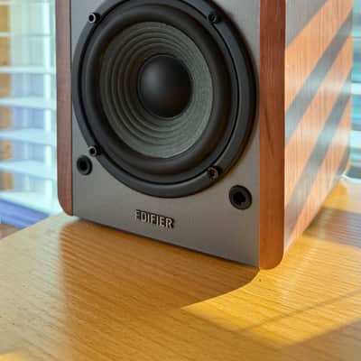 Edifier R1280DB Active Bookshelf Speakers with Bluetooth 2020 - Present - Brown image 9