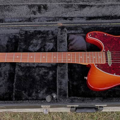 Fender Player Plus Nashville Telecaster 2023 - Present - Sienna Sunburst image 5