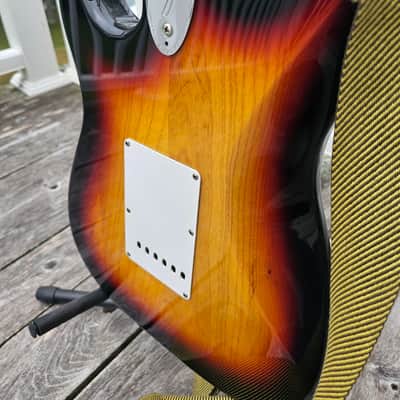 Fender 70s Stratocaster 1999 - 3TSB with Upgraded Pickups image 3