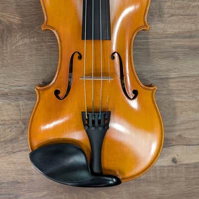 D Z Strad Violin - Model 250 - Carved Top Violin Outfit (Pre-owned) 4/4 image 2