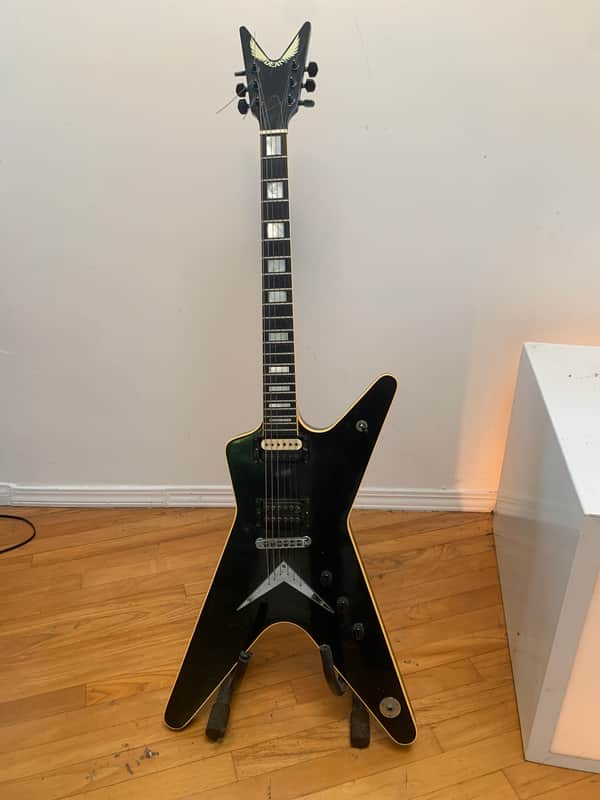 Dean ML 1982 - Black image 1