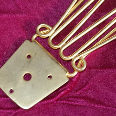 Gibson® Byrdland Tailpiece Gold light aged image 3