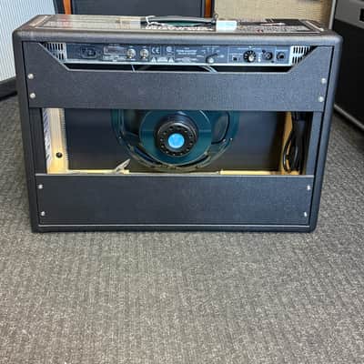 Fender "Tone Master Deluxe Reverb" 1x12 guitar combo amplifier image 3