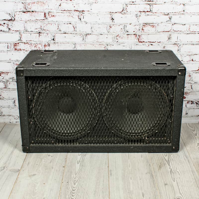 Peavey 212M Stereo Wide-Body 2x12