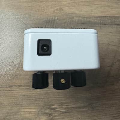 Keeley Neutrino V2 2019 - Present - White image 4