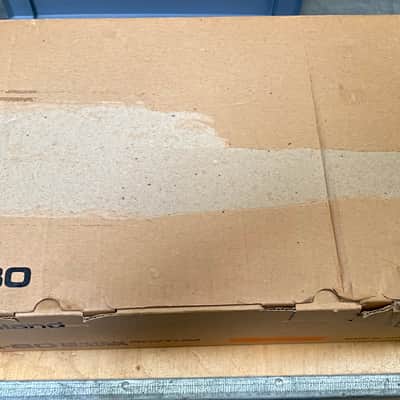 Roland CR-80 in original box with psu and manual image 3