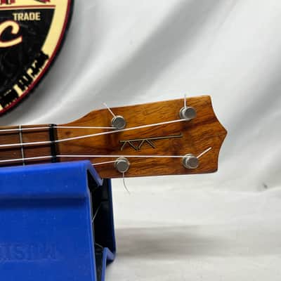 Kamaka Pineapple Soprano Ukulele with Case - SPLIT IN BACK OF BODY image 4