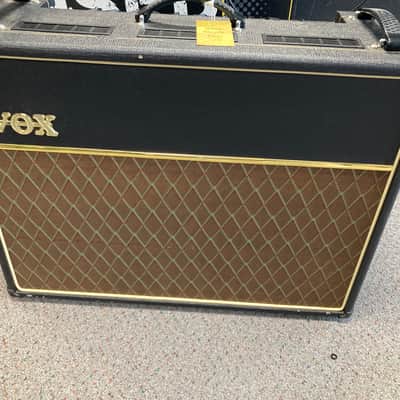 Used Vox AC30C2 Custom 2-Channel 30-Watt 2x12" Guitar Combo