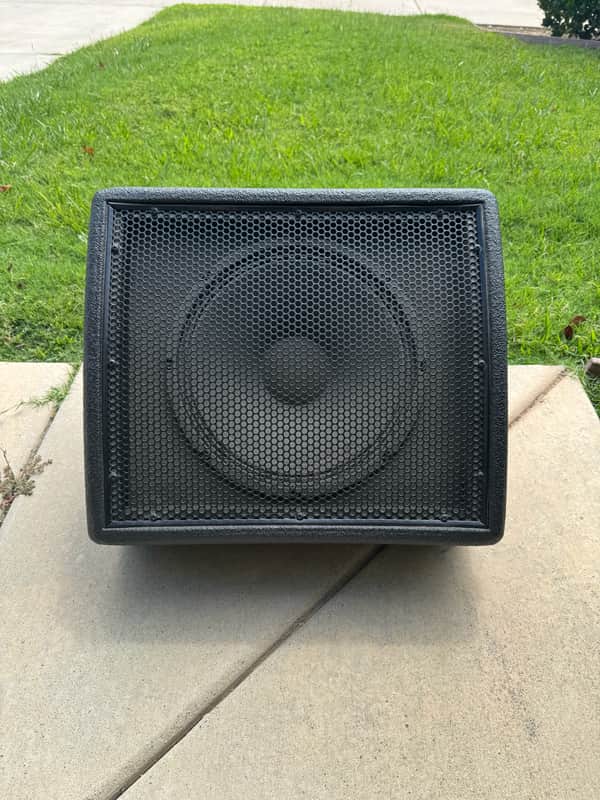 Xitone FRFR 1x12 Powered Cab Wedge image 1