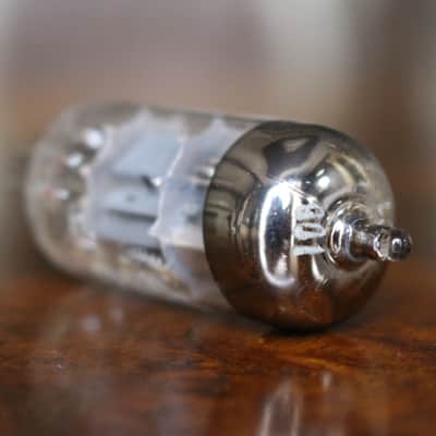 Valvo ECC85 6AQ8 NOS Tube - 1956 - O Getter "Tested" image 4