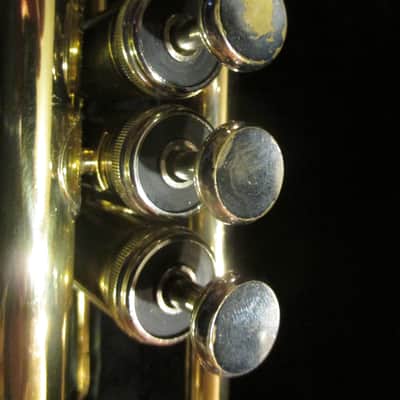 Conn 22b 1962-63 - brass image 11