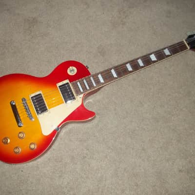 Photogenic Les Paul Cherry Sunburst Setneck | Reverb