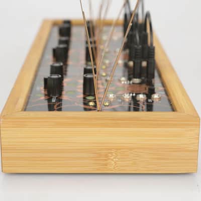 FolkTek Resonant Garden Alter Circuits Acuostic Synth FX Sound Box