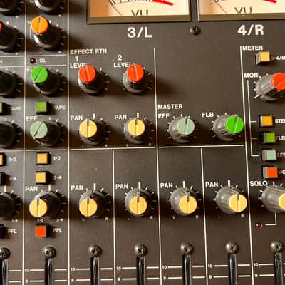 TASCAM M-208 , Vintage  Mixing Console image 8