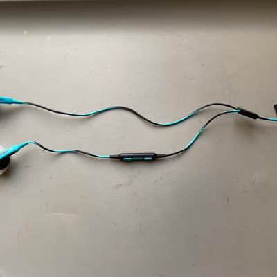 Bose Soundsport In Ear Earphones (IOS) image 2