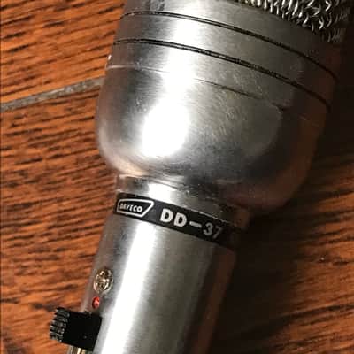 Daveco DD-37 Rare Vintage Microphone Japan w/ cable image 4