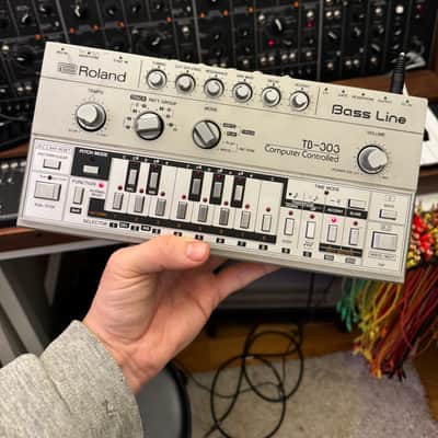 Roland TB-303 with Kenton CV/Gate
