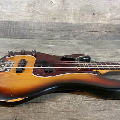 Fender Precision/Jazz Bass 1976 Sunburst....Lefty! image 3