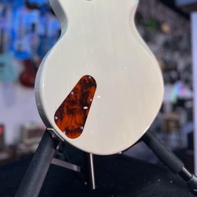 Eastman Guitars Juliet Electric Guitar - Pamona Blonde, with Case, FREE PLEK!, 322 image 12