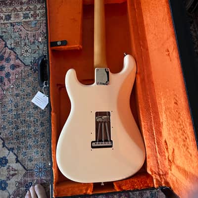 Fender Vintera III Late '60s Stratocaster 2025 - Present - Olympic White image 4