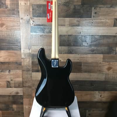 Fender Player Precision Bass LEFTY Black with Maple Fretboard, Free Ship, 433 image 8