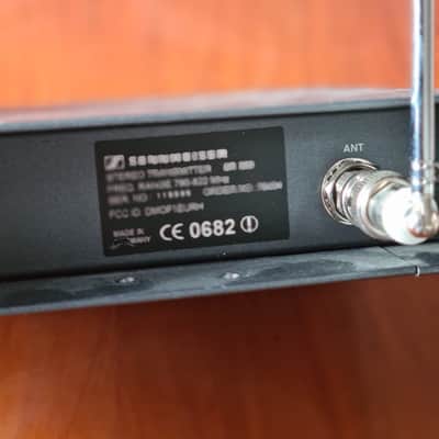 Sennheiser Sennheiser SRC-SAD Stereo Transmitter 790–822 MHz + EW-CAD IEM Receiver – German Tank System image 13