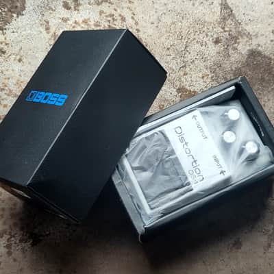 Boss DS-1-WH Distortion 2024 - Metallic White image 9