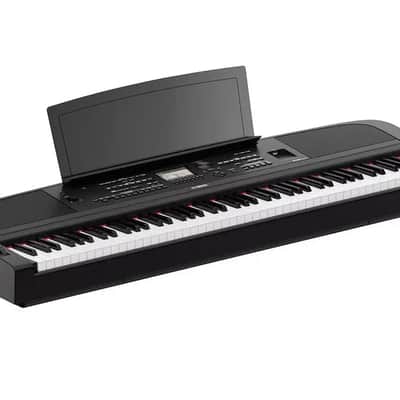 Yamaha DGX670 Digital Piano (Black) - 88 Keys