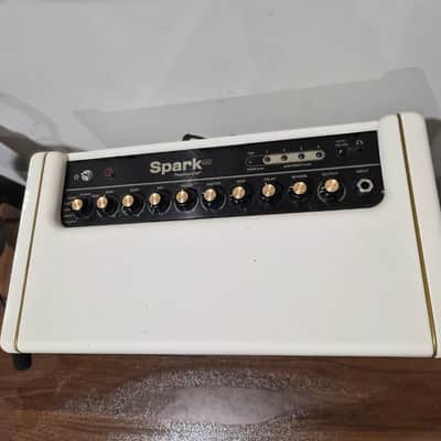 Positive Grid Spark 40 40-Watt 2x4" Modeling Guitar Combo 2021 Pearl White image 7