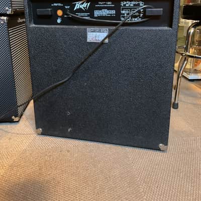 Peavey TNT130 Bass Amplifier image 3
