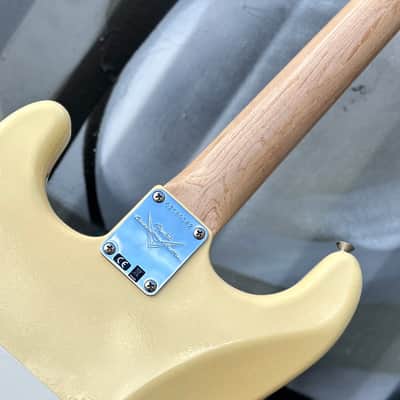 2026 Fender Custom Shop 1968 Stratocaster DLX Closet Classic  Aged Vintage White w/Case image 7