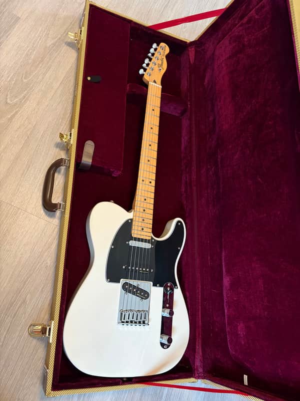 Fender Deluxe Nashville Telecaster with Maple Fretboard 2017 - 2021 - White Blonde