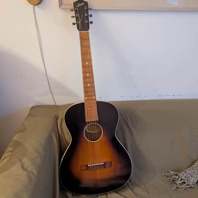 Levin Model 52 1946 - Sunburst image 13