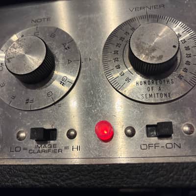 Refurbished Peterson Model 400 Strobe Tuner with case and mic! image 5