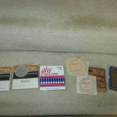 Vega,GHS,Mapes,Gibson,Black Diamond Tenor Banjo Strings/3 New'Old Stock' Sets + 10 Miscellaneous Strings 1950s to 2000s image 8