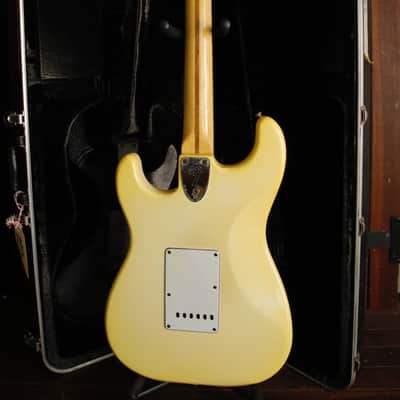 Fender International Series Stratocaster Arctic White 1981 Vintage Guitar Pre-Owned image 9