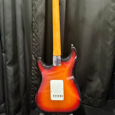 Fender American Vintage Reissue '62 Stratocaster 1990s - 3-Color Sunburst image 9